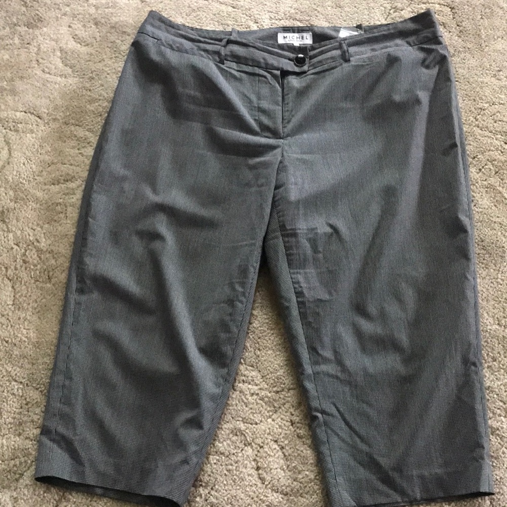 Capri pants